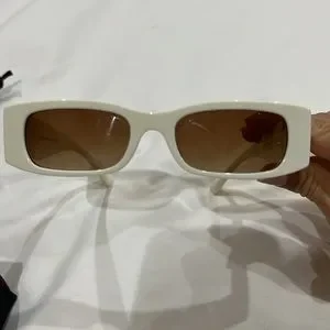 VALENTINO Sunglasses. New! Original box & everything included. Accessories | Valentino Sunglasses New Original Box  main image 2